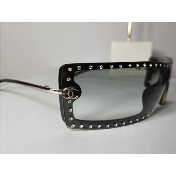 Vintage Chanel Swarovski Crystal rhinestone sunglasses 5077-B - Picture 7 of 13